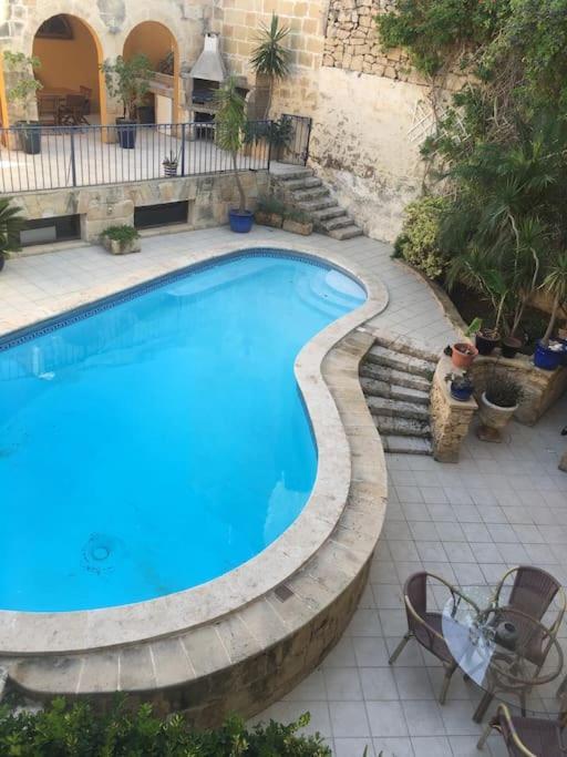 Studio Apartment With Pool In House Of Character. Birkirkara Exterior foto